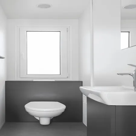 Contemporary With Air-conditioning *